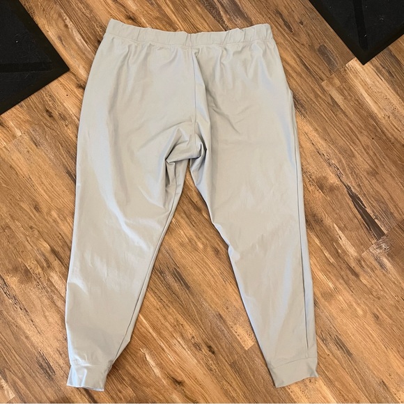 Womens under armour UA heat gear performance jogger sweat pants sz XL gray - Picture 3 of 6